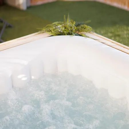 アパート Atticoderossi A 500mt Da Stazione&centrostorico