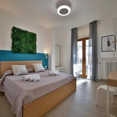 Atticoderossi A 500mt Da Stazione&centrostorico 公寓