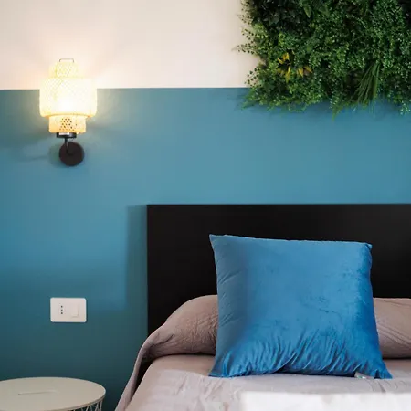 Atticoderossi A 500mt Da Stazione&centrostorico * 巴里