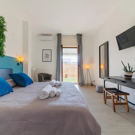 Atticoderossi A 500mt Da Stazione&centrostorico アパート *