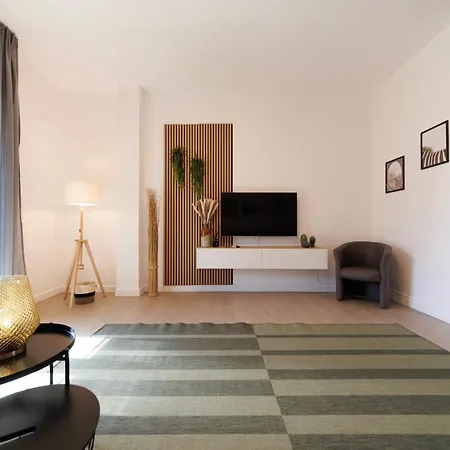 Atticoderossi A 500mt Da Stazione&centrostorico アパート