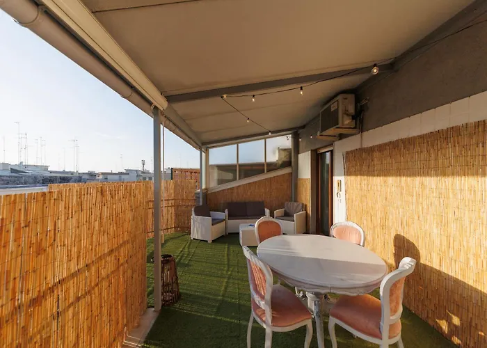 Atticoderossi A 500mt Da Stazione&centrostorico Apartment *