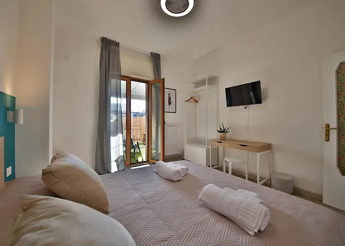 Apartment Atticoderossi A 500mt Da Stazione&centrostorico