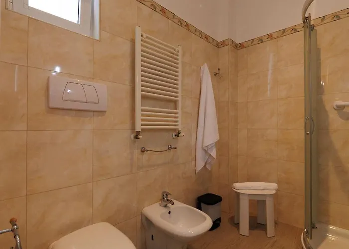 Apartment Atticoderossi A 500mt Da Stazione&centrostorico *