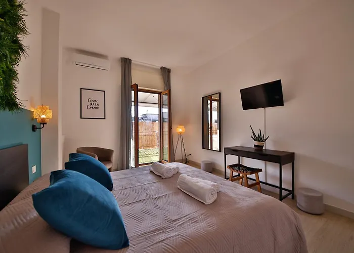 Atticoderossi A 500mt Da Stazione&centrostorico Bari